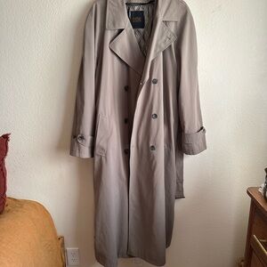 Vintage Gray Trench Coat w Removable Wool Lining